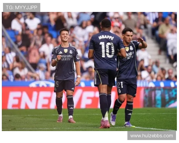 皇马右路竞争白热半程未定主力